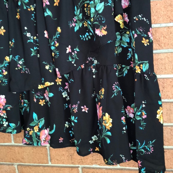 🖤ALISON ANDREWS🖤TIERD FLORAL ASYMMETRICAL SKIRT - Picture 4 of 7